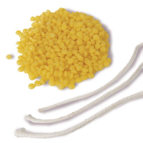 Bienenwachspastillen und Kerzendochte