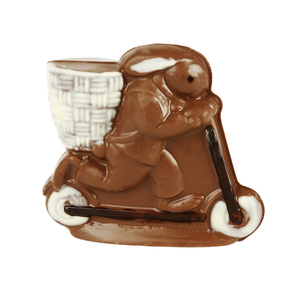 Schokoladen-Osterhase fährt Tretroller