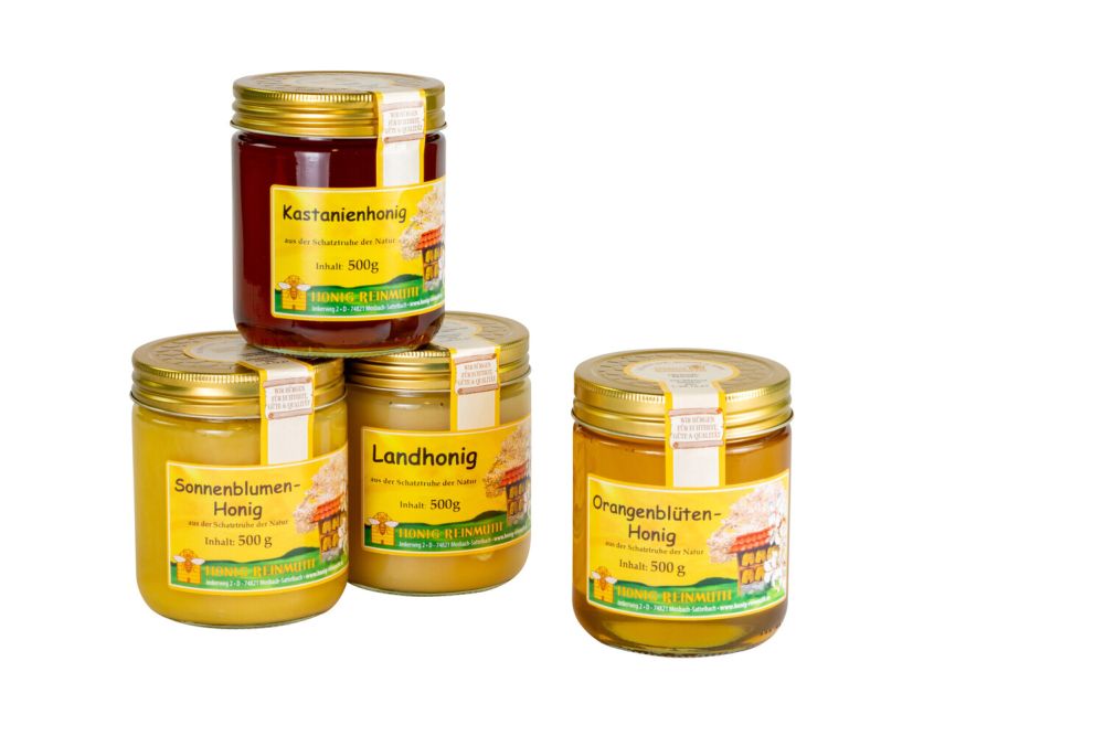 4 Gläser Honig mit Etikett